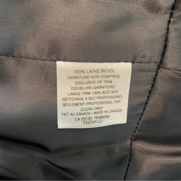 TEENFLO 100% Wool Black Cropped Classic Jacket Coat 4 made in Canada - Picture 4 of 4